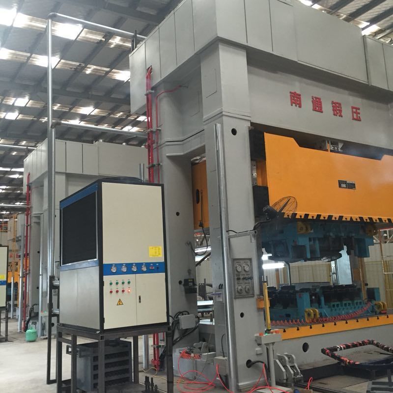 油冷機(jī)的制冷控制技術(shù)，你選對(duì)了機(jī)型嗎？